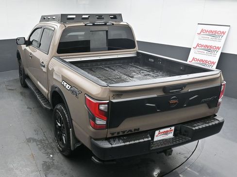 Used 2021 Nissan Titan PRO-4X w/ Pro-4x Convenience Package image 31