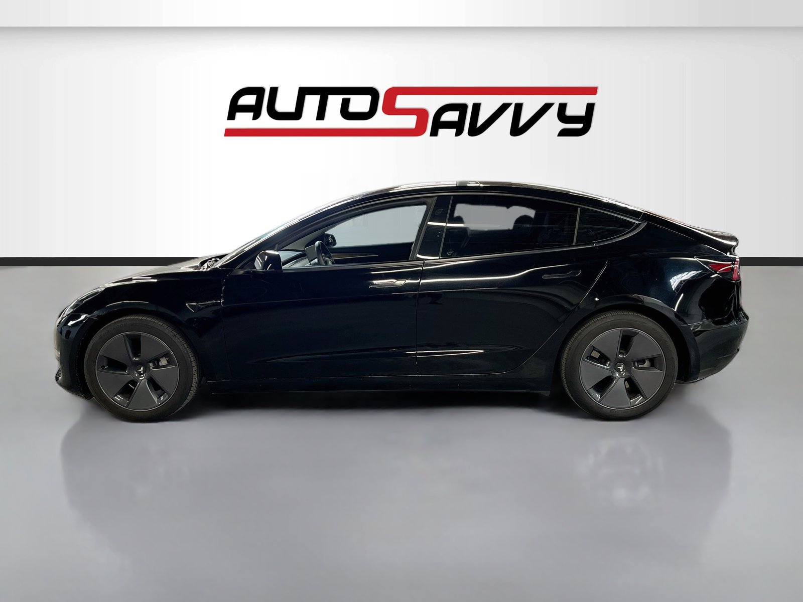 Used 2023 Tesla Model 3 Long Range AWD/4WD image 4