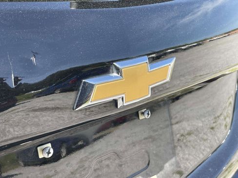 Used 2022 Chevrolet Equinox LT image 12