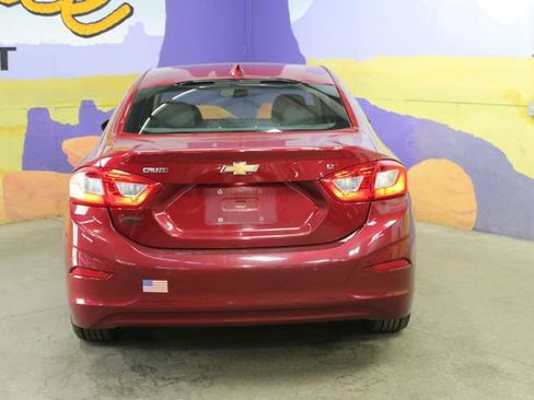 Used 2017 Chevrolet Cruze LT w/ LT True North Edition FWD image 7
