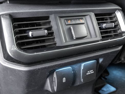 Used 2021 Ford F150 Lariat w/ Equipment Group 502A High AWD/4WD image 43