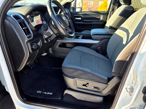 Used 2024 RAM 2500 Big Horn w/ Off Road Package image 7