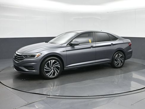 Used 2020 Volkswagen Jetta SEL Premium FWD image 3