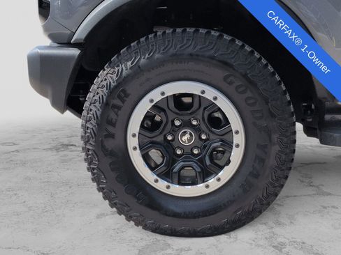 Used 2023 Ford Bronco Outer Banks w/ Sasquatch Package image 17