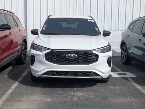 Certified 2023 Ford Escape ST-Line image 3