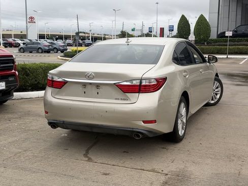 Used 2014 Lexus ES 350 w/ Premium Package FWD image 5