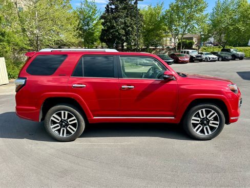 Used 2023 Toyota 4Runner Limited image 4