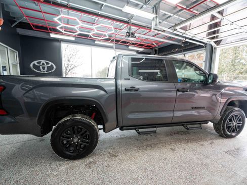 Used 2025 Toyota Tundra SR5 image 4