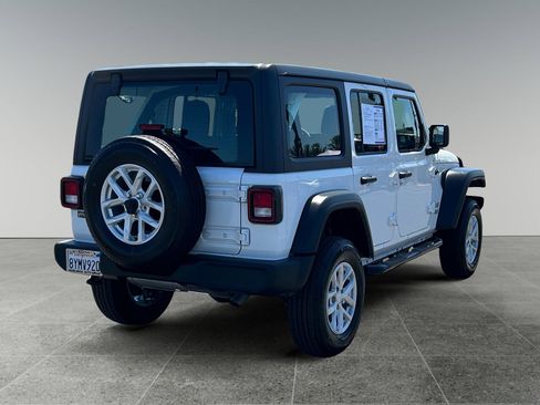Used 2020 Jeep Wrangler Unlimited Sport image 5