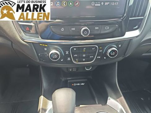 Used 2024 Chevrolet Traverse High Country FWD image 17