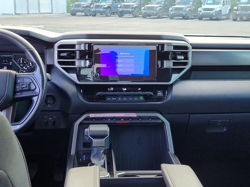 Used 2026 Toyota Tundra SR5 AWD/4WD image 18