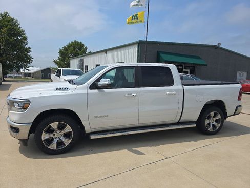 Used 2023 RAM 1500 Laramie AWD/4WD image 2