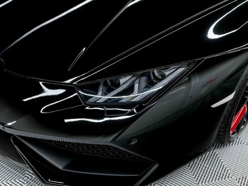 Used 2015 Lamborghini Huracan LP 610-4 image 11