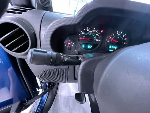 Used 2009 Jeep Wrangler X AWD/4WD image 17