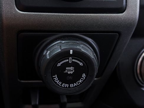 Used 2019 Ford F150 Raptor w/ Equipment Group 802A Luxury AWD/4WD image 34
