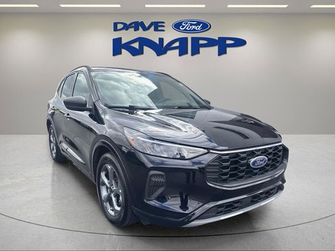 Used 2023 Ford Escape ST-Line image 1
