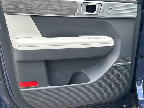 New 2026 Hyundai Santa Fe Limited FWD image 17