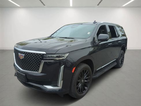 Used 2022 Cadillac Escalade Luxury AWD/4WD image 2