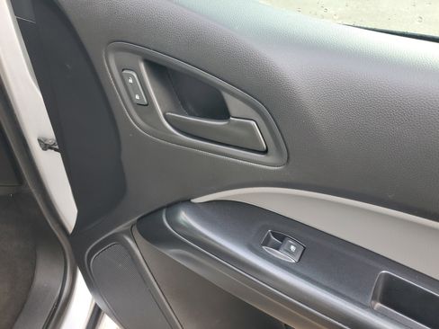 Used 2019 Chevrolet Colorado W/T w/ WT Convenience Package image 11