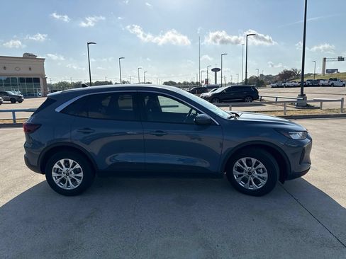 Used 2023 Ford Escape Active w/ Tech Pack #2 FWD image 16