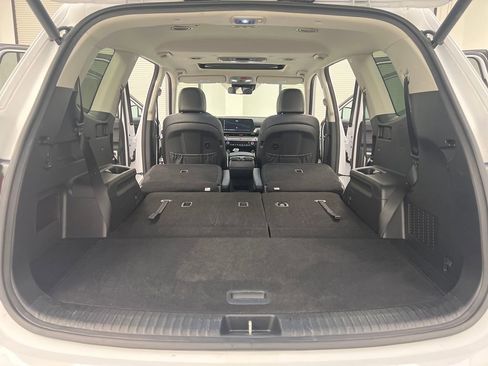 Used 2025 Kia Telluride S FWD image 39