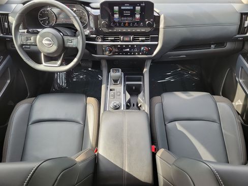 Certified 2024 Nissan Pathfinder SL AWD/4WD image 21