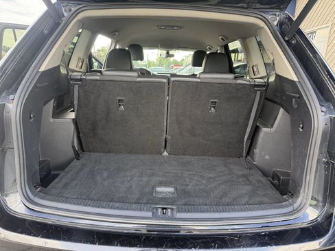 Used 2021 Volkswagen Atlas SE image 23