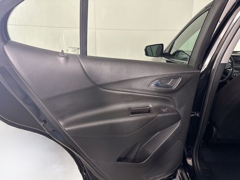 Used 2020 Chevrolet Equinox LT AWD/4WD image 25