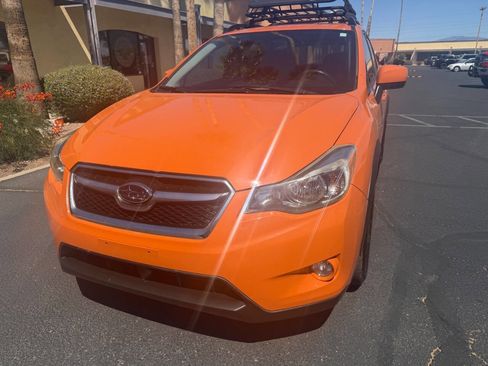 Used 2014 Subaru Crosstrek 2.0i Premium w/ Moonroof Package AWD/4WD image 9