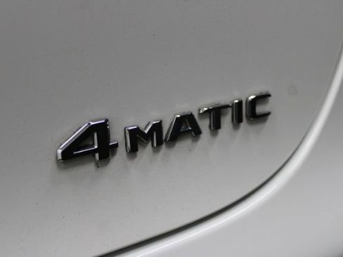 Used 2018 Mercedes-Benz GLC 300 4MATIC w/ AMG Line image 8