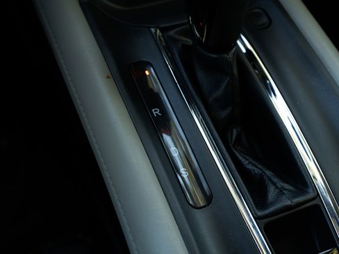 Certified 2022 Honda HR-V EX image 31