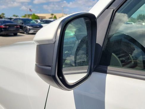 Used 2024 Toyota 4Runner SR5 RWD image 4