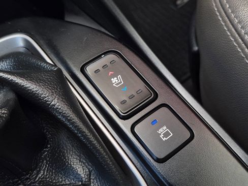 Used 2017 Hyundai Santa Fe FWD image 37