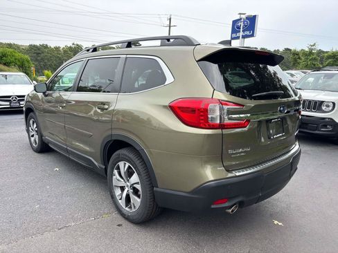 Used 2023 Subaru Ascent Premium w/ Convenience Package AWD/4WD image 5