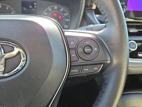 Used 2023 Toyota Corolla SE image 14