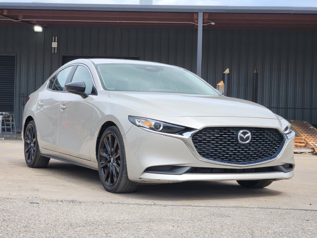 Used 2024 MAZDA MAZDA3 s FWD image 3