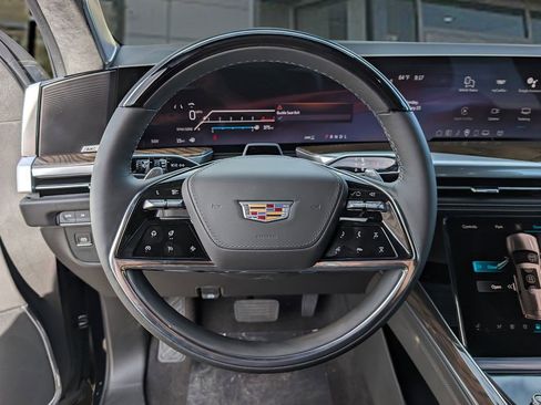 Certified 2026 Cadillac Escalade ESV Platinum Sport AWD/4WD image 21