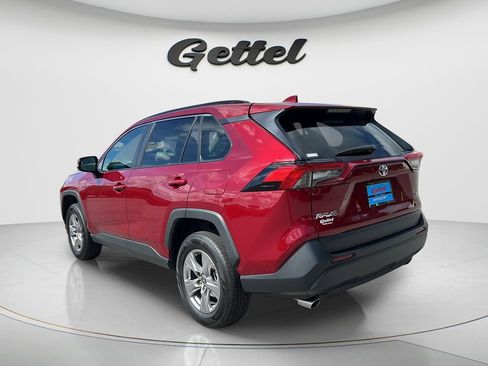 Used 2025 Toyota RAV4 XLE FWD image 7