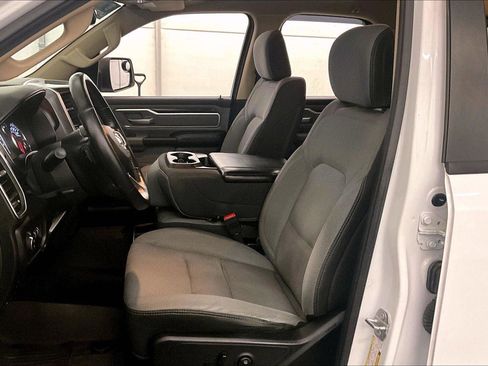 Used 2019 RAM 1500 Big Horn image 24