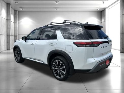 New 2026 Nissan Pathfinder Platinum w/ Cargo Package AWD/4WD image 6