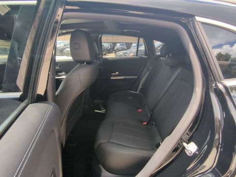 Used 2026 Mercedes-Benz GLA 250 4MATIC image 5