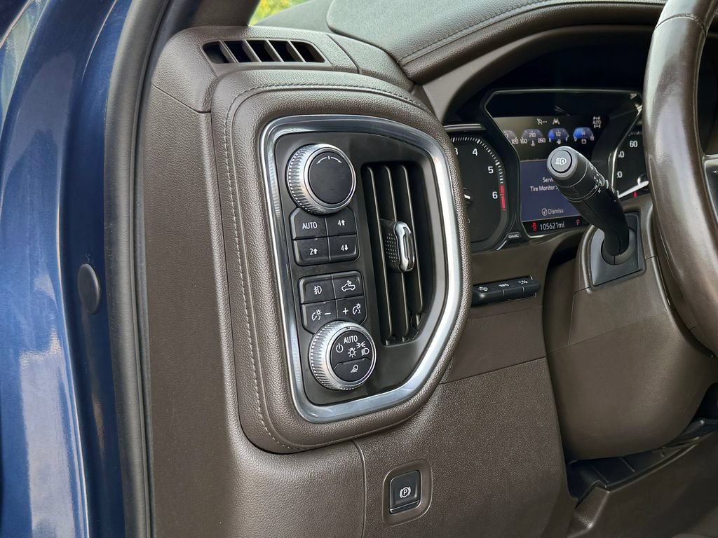 Used 2019 GMC Sierra 1500 Denali w/ Technology Package AWD/4WD image 19