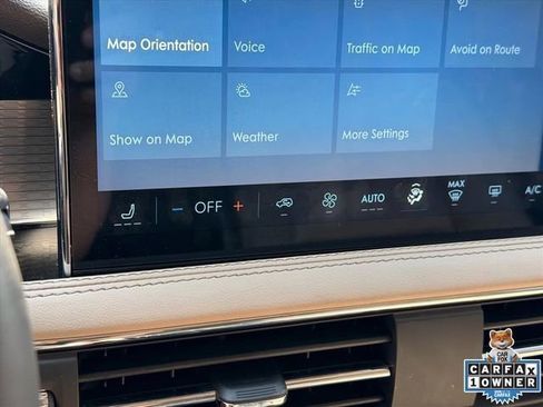 Used 2024 Lincoln Corsair AWD w/ Towing Package image 26