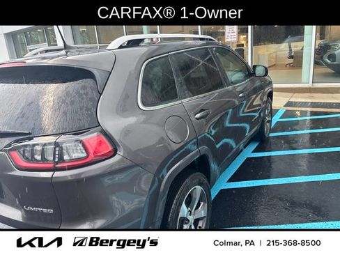 Used 2019 Jeep Cherokee Limited AWD/4WD image 3