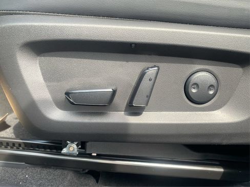 New 2026 Nissan Rogue SL AWD/4WD image 37