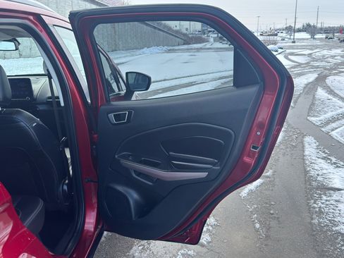 Used 2020 Ford EcoSport Titanium image 36