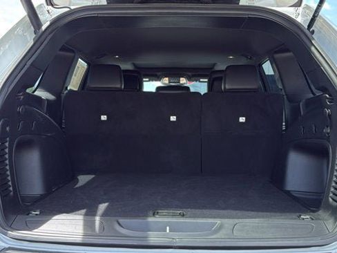 Certified 2022 Jeep Grand Cherokee Limited AWD/4WD image 30