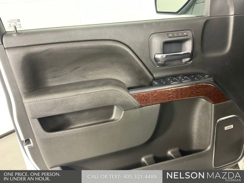 Used 2015 GMC Sierra 1500 SLT w/ SLT Crew Cab Value Package AWD/4WD image 17