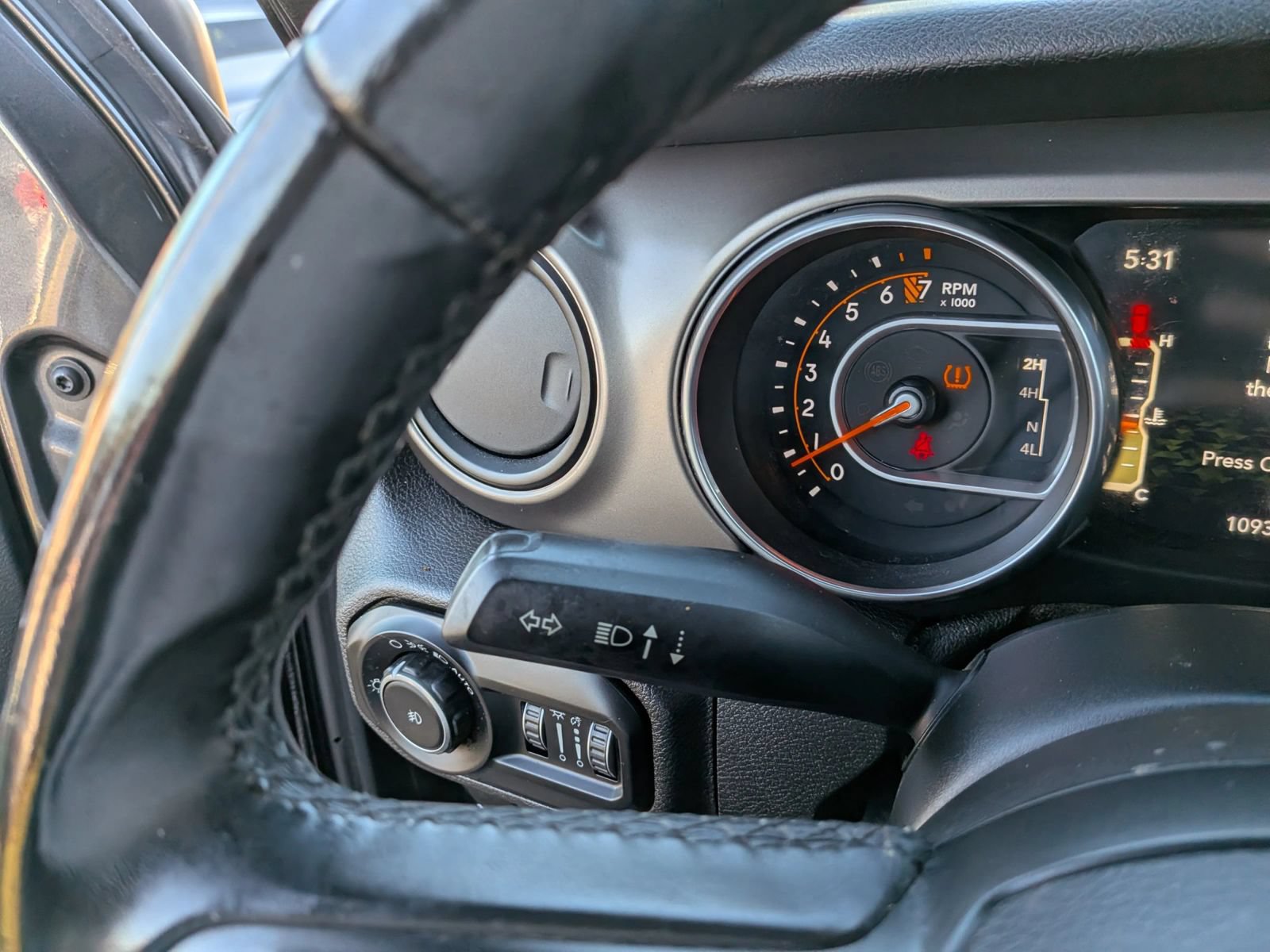 Used 2018 Jeep Wrangler Unlimited Sport S AWD/4WD image 43