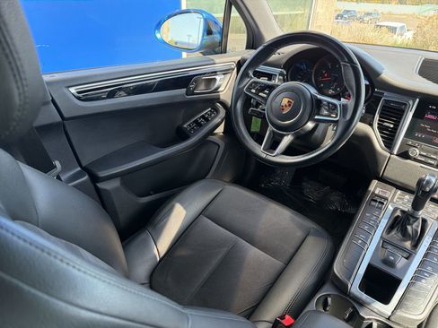 Used 2018 Porsche Macan Sport Edition AWD/4WD image 12